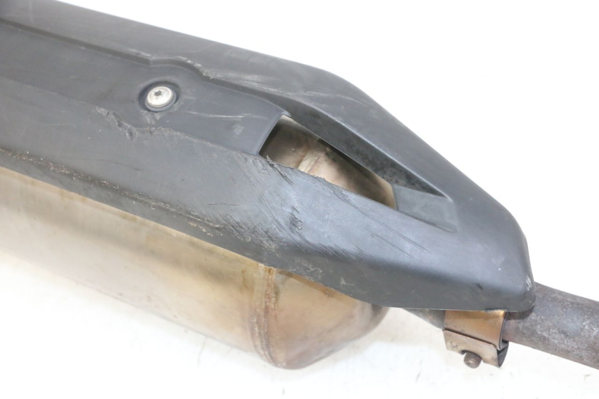 photo de EXHAUST PEUGEOT SATELIS 125 (2013 - 2018) - Zoom on usage condition