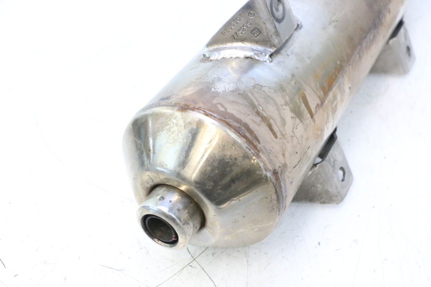 photo de EXHAUST PIPE PEUGEOT SATELIS 125 (2006 - 2009) - Technical close-up