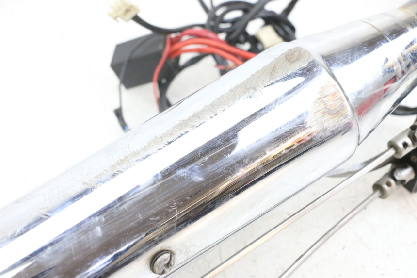 photo de EXHAUST HARLEY DAVIDSON SPORTSTER XL CUSTOM 1200 (2003 - 2004) - Distinctive features