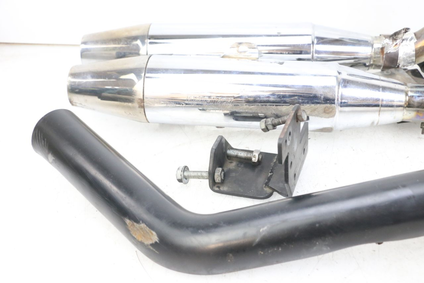 photo de EXHAUST HARLEY DAVIDSON SPORTSTER XL CUSTOM 1200 (2003 - 2004) - High-resolution close-up