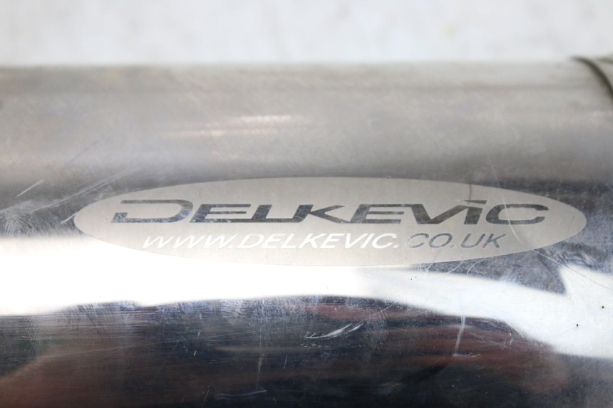 photo de EXHAUST PIPE TRIUMPH SPRINT ST 955 (1999 - 2001) - Zoom on usage condition