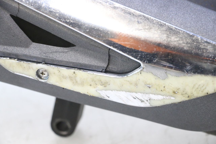 photo de EXHAUST RAZZO STEED 125 (2012 - 2018) - Spare part profile view