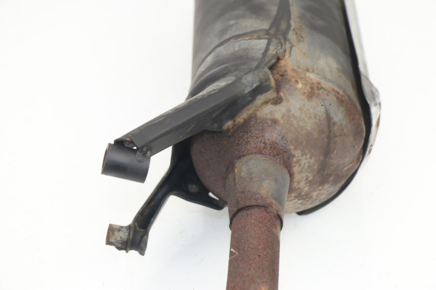 photo de EXHAUST PEUGEOT SUM UP 125 (2008 - 2013) - Alternative perspective