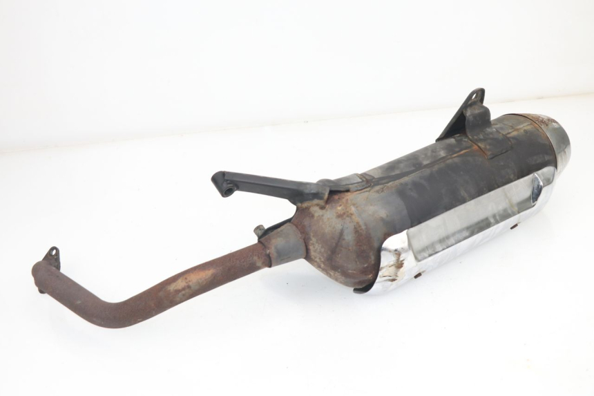 photo de EXHAUST PEUGEOT SUM UP 125 (2008 - 2013) - Fixing points details