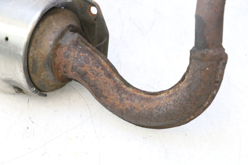 photo de EXHAUST PIPE PEUGEOT TREKKER 50 (1995 - 2004) - Fixing points details