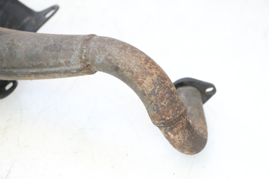 photo de EXHAUST PIAGGIO TYPHOON 50 (2000 - 2009) - Fixing points details
