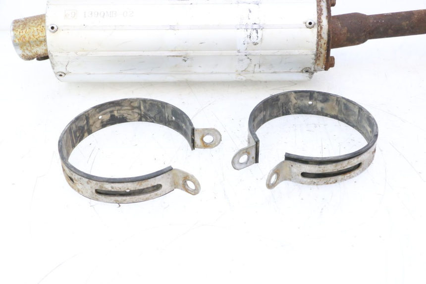 photo de EXHAUST PIPE PEUGEOT V-CLIC VCLIC 50 (2007 - 2013) - Focus on structure