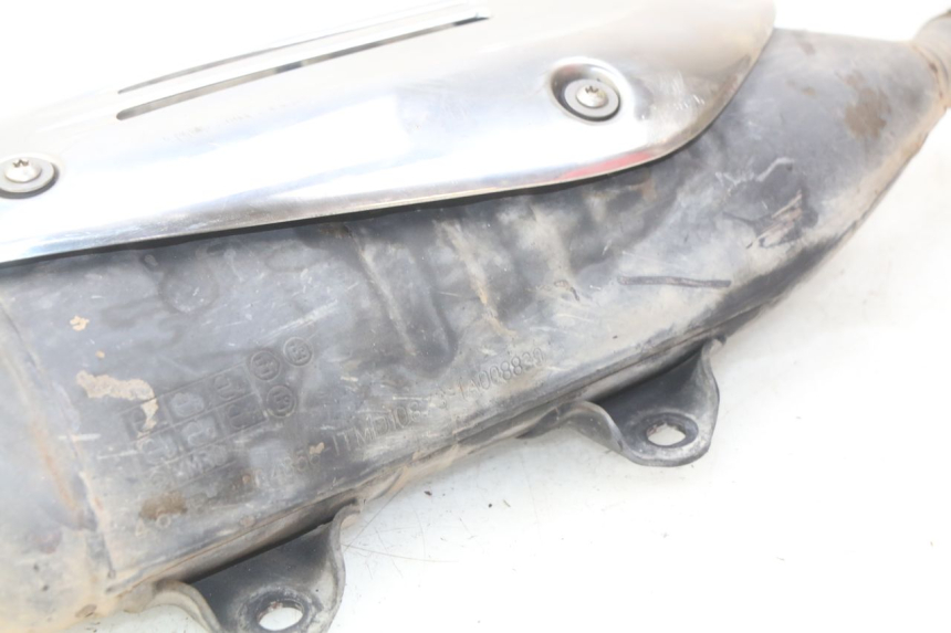 photo de EXHAUST PIPE PIAGGIO VESPA GTS IGET ABS 125 (2017 - 2023) - Zoom on usage condition