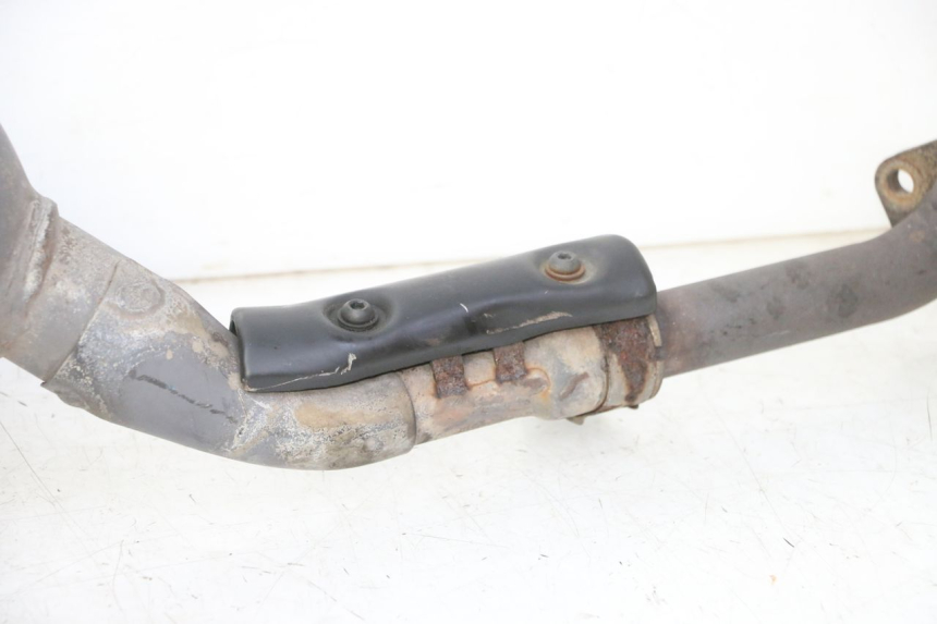 photo de EXHAUST PIPE YAMAHA X-MAX XMAX 125 (2010 - 2013) - Focus on structure