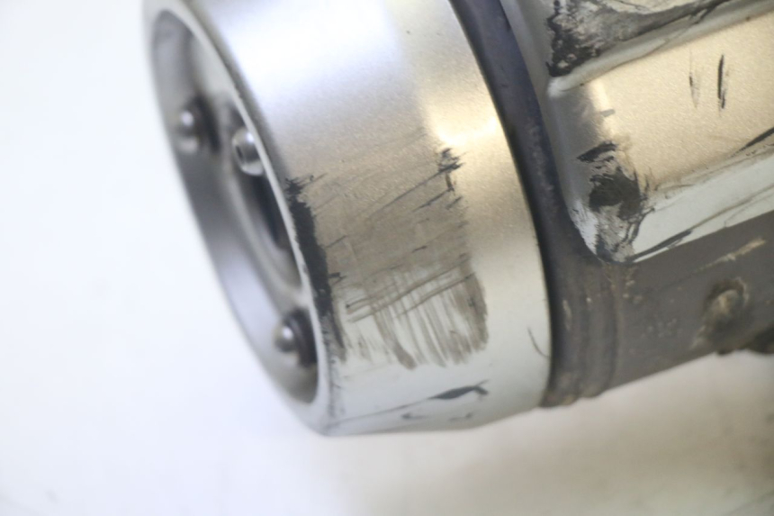 photo de EXHAUST PIPE YAMAHA XMAX X-MAX 125 (2006 - 2009) - Alternative perspective