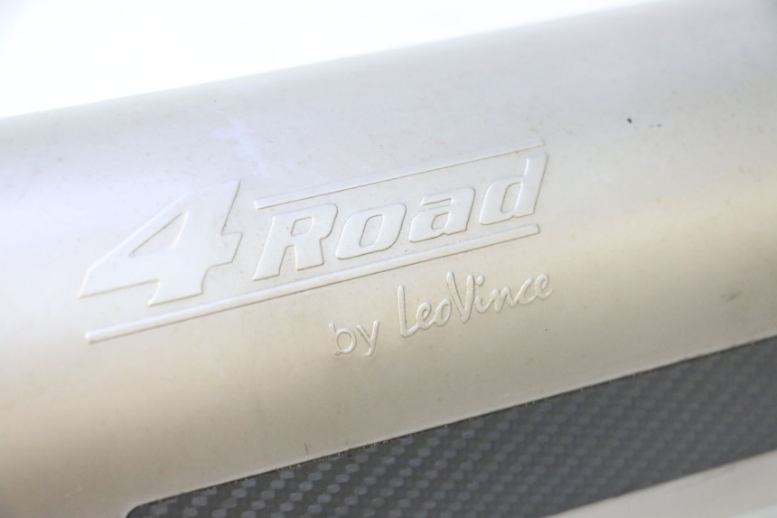 photo de EXHAUST PIPE YAMAHA XMAX X-MAX 125 (2006 - 2009) - Alternative perspective