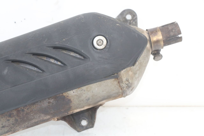 photo de EXHAUST PIPE PIAGGIO XEVO - X EVO 125 (2007 - 2017) - Zoom on usage condition