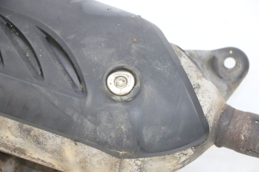 photo de EXHAUST PIPE PIAGGIO XEVO - X EVO 125 (2007 - 2017) - High-resolution close-up