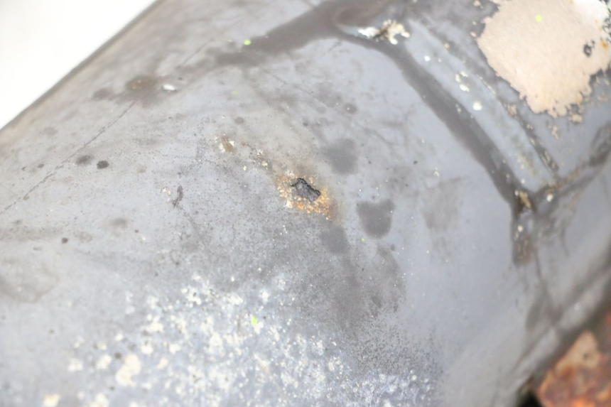 photo de EXHAUST PIPE YAMAHA YP MAJESTY 125 (2007 - 2010) - Technical close-up