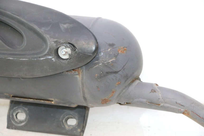 photo de EXHAUST PIPE YAMAHA YP MAJESTY 125 (2002 - 2006) - Detailed visual inspection