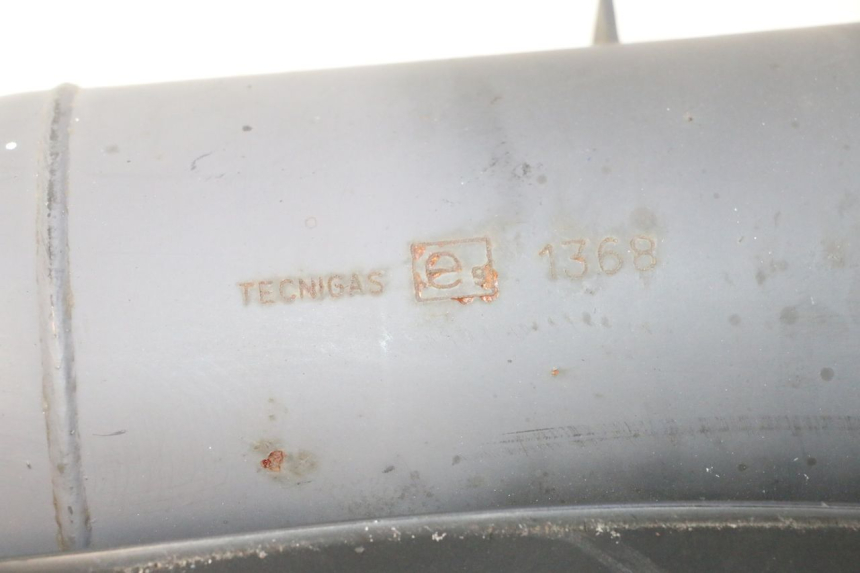 photo de EXHAUST PIPE YAMAHA YP MAJESTY 125 (2002 - 2006) - Technical close-up