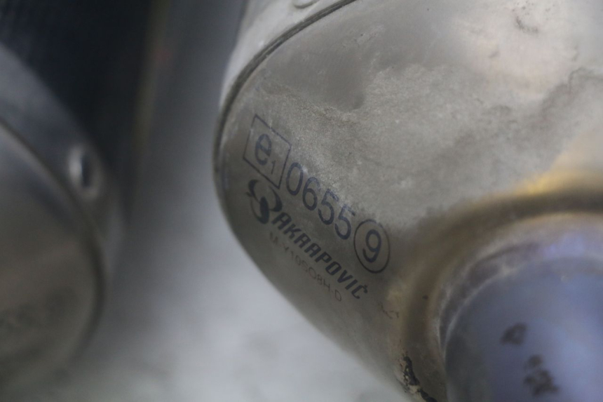 photo de EXHAUST PIPE YAMAHA YZF R1 1000 (2007 - 2008) - Alternative perspective