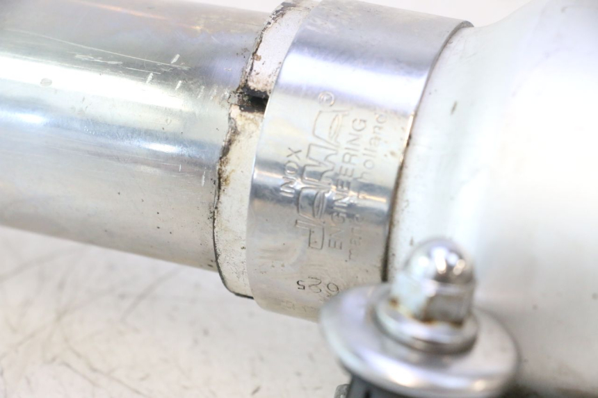 photo de EXHAUST PIPE KAWASAKI ZZR 600 (1995 - 2004) - Alternative angle