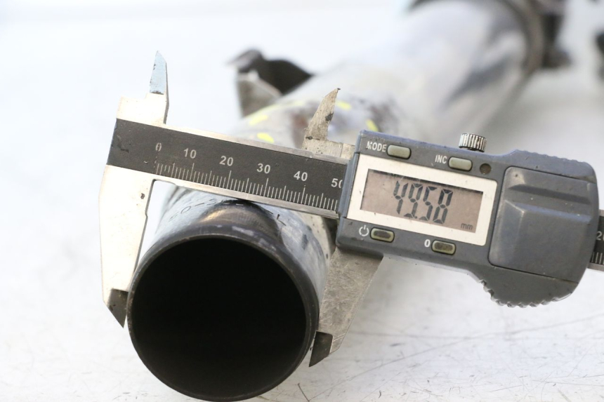 photo de EXHAUST PIPE KAWASAKI ZZR 600 (1995 - 2004) - Supplementary product photo