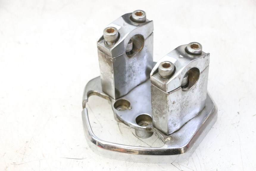 photo de HANDLEBAR RISER KYMCO AGILITY NAKED RENOUVO 2T 50 (2011 - 2018) - Component detail