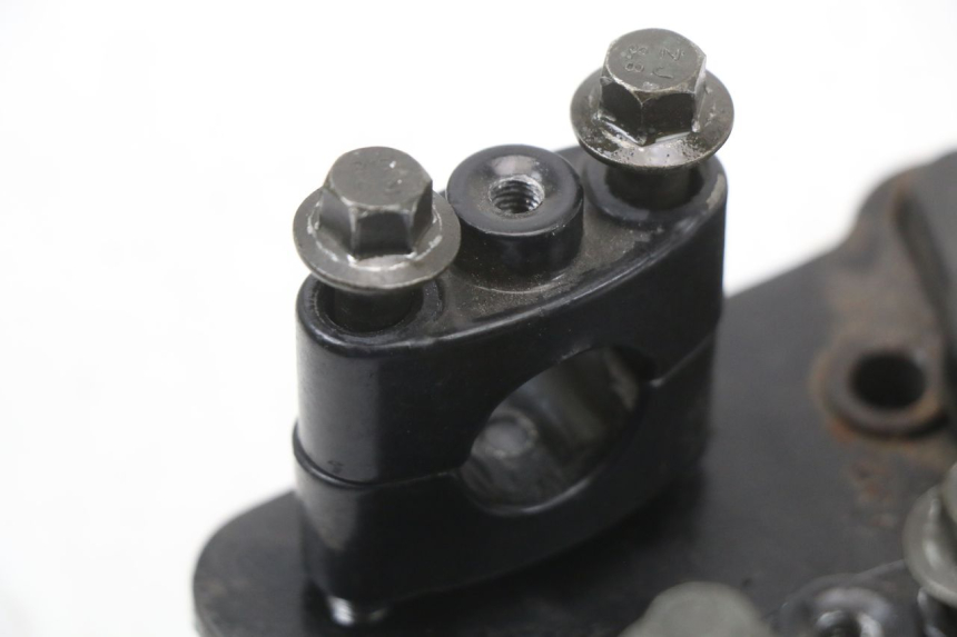 photo de HANDLEBAR RISER JONWAY AZTRAL 125 (2008 - 2017) - Technical close-up