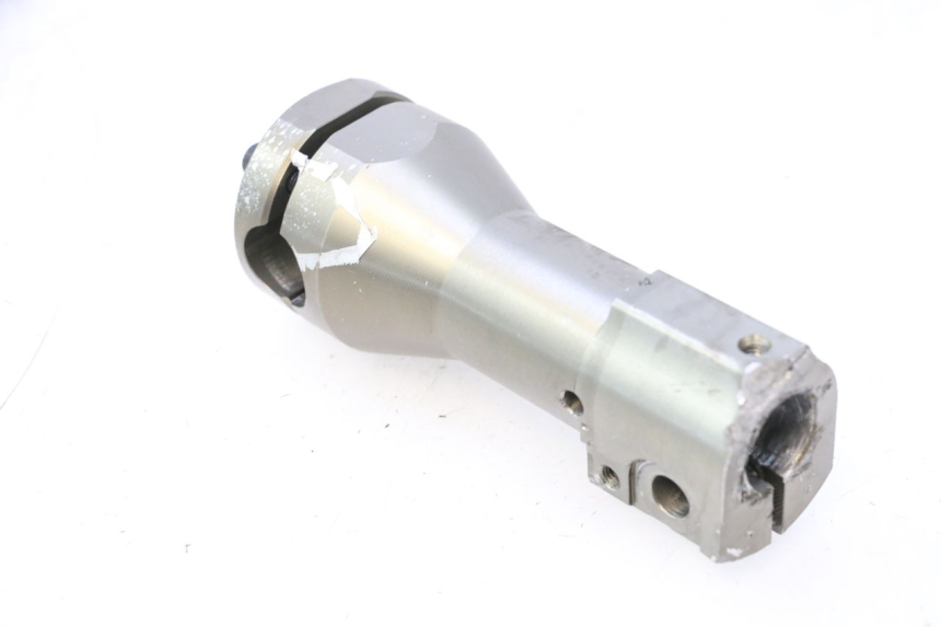 photo de HANDLEBAR STEM MBK BOOSTER ROCKET 50 (2004 - 2016) - Fixing points details