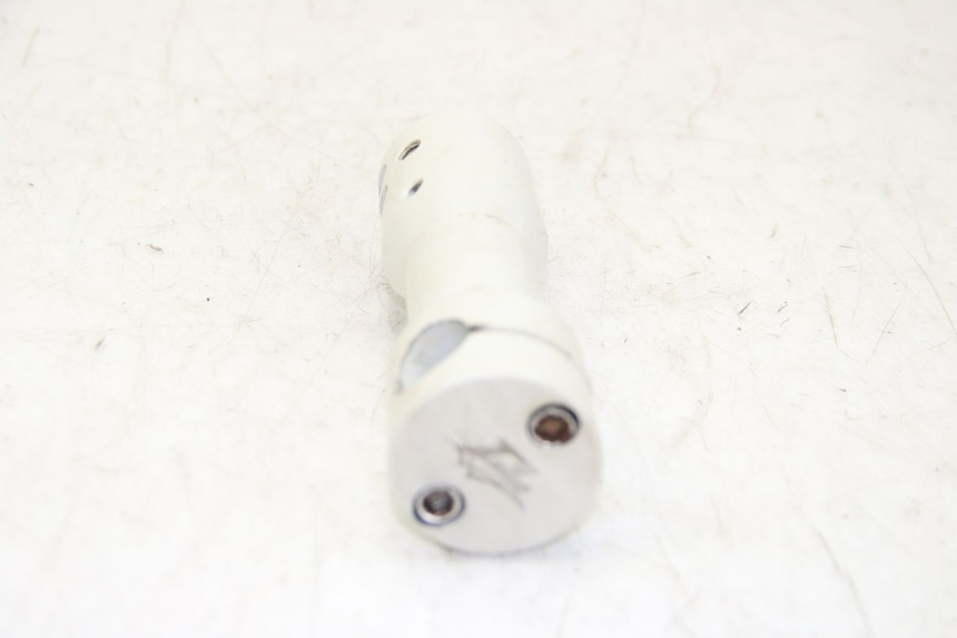 photo de HANDLEBAR STEM MBK BOOSTER SPIRIT 50 (1999 - 2003) - Alternative perspective