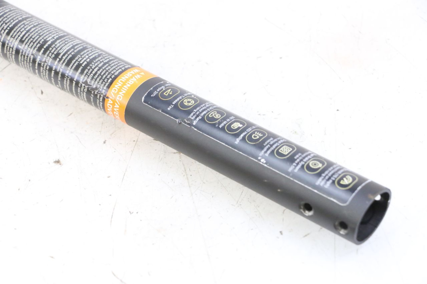 photo de STEM SEGWAY NINEBOT F40E 1 - Surface and material condition