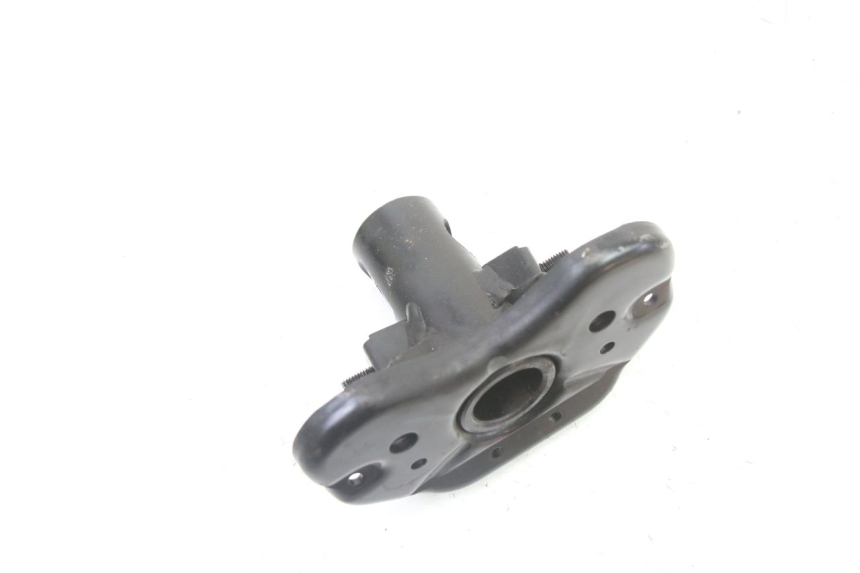 photo de HANDLEBAR RISER SYM JET 14 4T 50 (2018 - 2022) - Zoom on usage condition