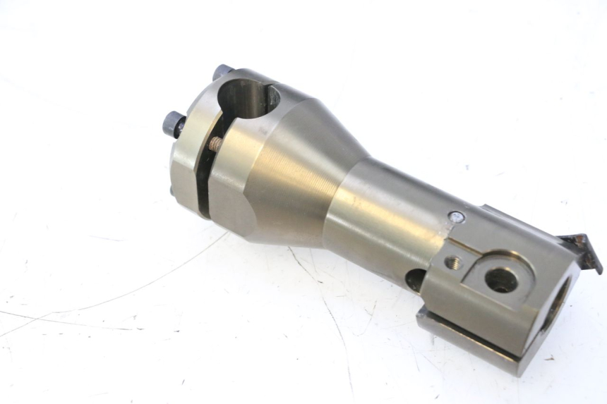 photo de HANDLEBAR RISER MBK STUNT NAKED 50 (2004 - 2018) - Technical close-up