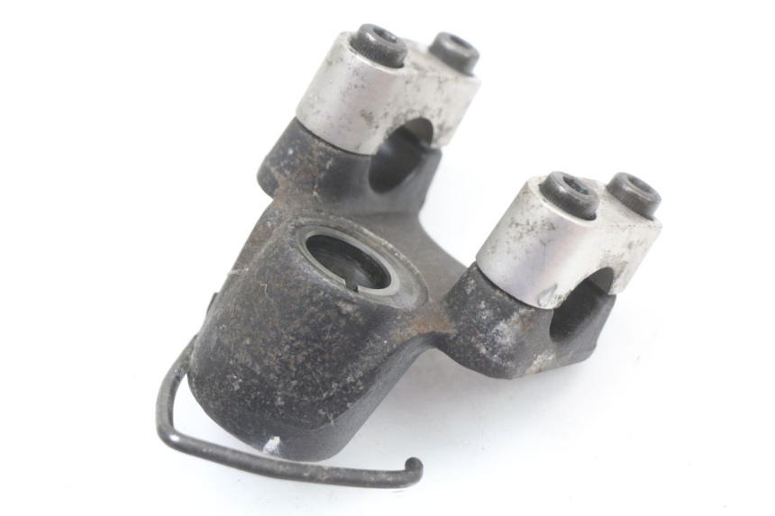 photo de HANDLEBAR RISER YAMAHA X-MAX XMAX 125 (2010 - 2013) - Zoom on usage condition