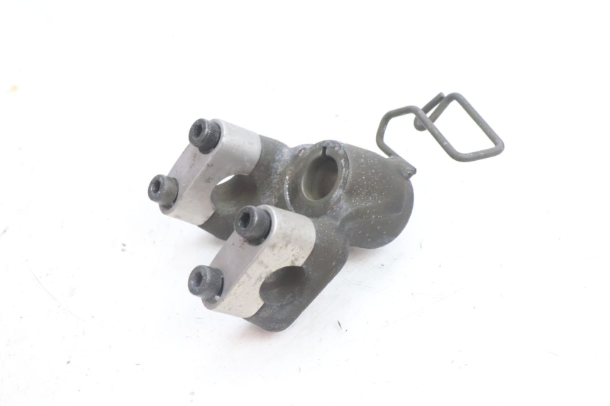 photo de HANDLEBAR RISER YAMAHA X-MAX XMAX 125 (2010 - 2013) - Component detail