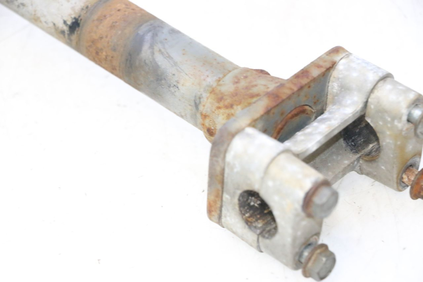 photo de HANDLEBAR STEM SMC XROAD 150 - Zoom on usage condition