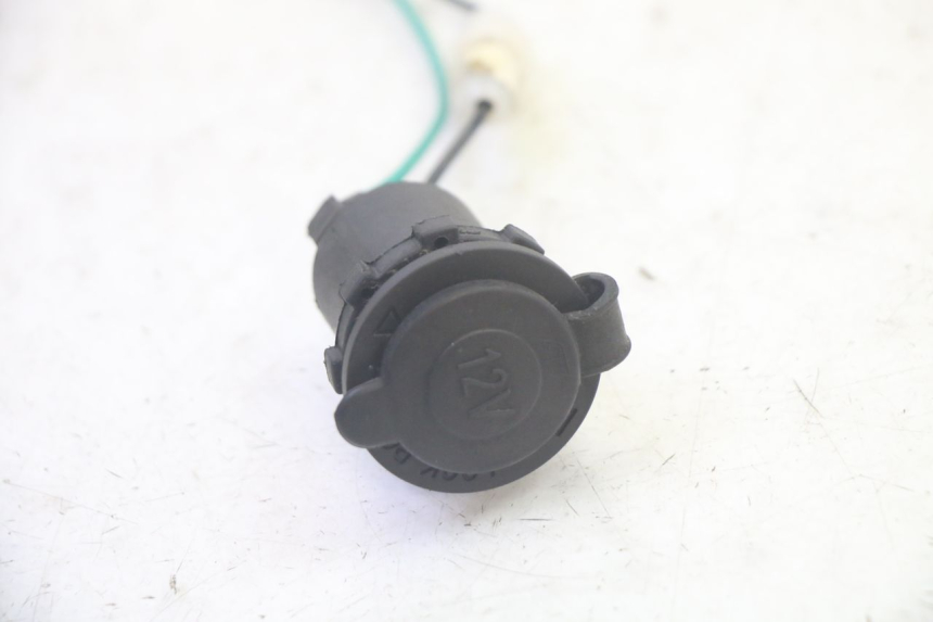 photo de CIGARETTE LIGHTER SOCKET KYMCO AGILITY 16+ 4T 50 (2018 - 2023) - Alternative perspective
