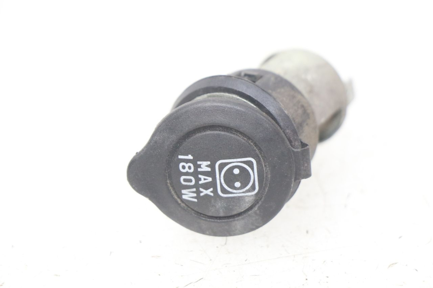 photo de CIGAR LIGHTER SOCKET APRILIA ATLANTIC 125 (2003 - 2009) - Component detail