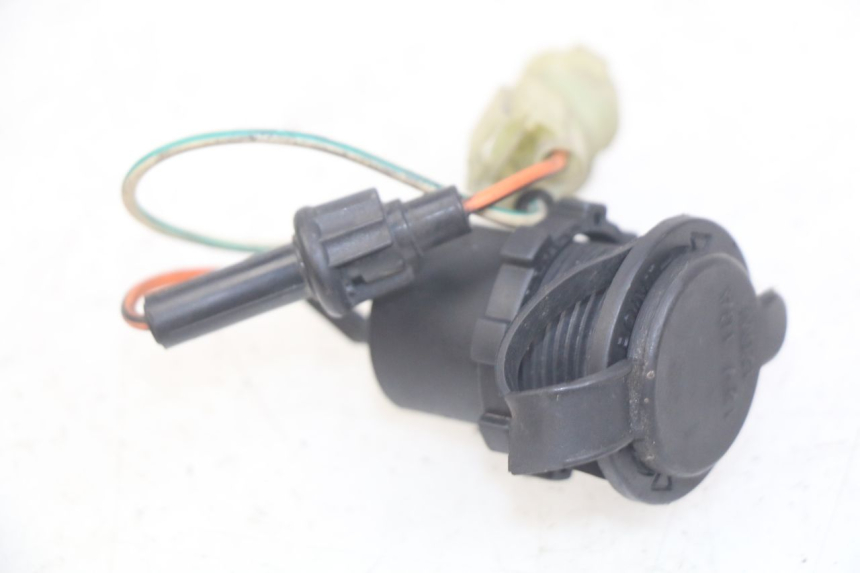 photo de CIGARETTE LIGHTER SOCKET KYMCO DINK STREET 125 (2009 - 2014) - Component detail