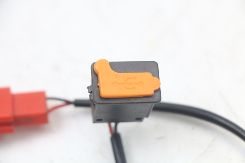 photo de CIGAR LIGHTER SOCKET WAYSCRAL E-START 1 (2018 - 2022) - Component detail