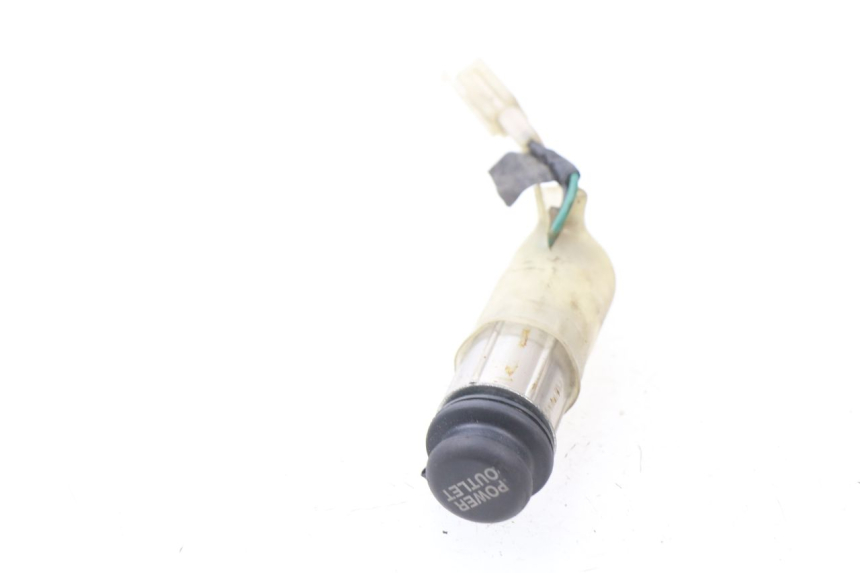 photo de CIGAR LIGHTER SOCKET HONDA FES PANTHEON 125 (2003 - 2007) - Component detail
