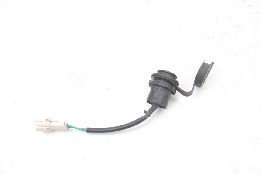 photo de CIGARETTE LIGHTER SOCKET SYM FIDDLE 3 III 125 (2014 - 2020) - Alternative perspective