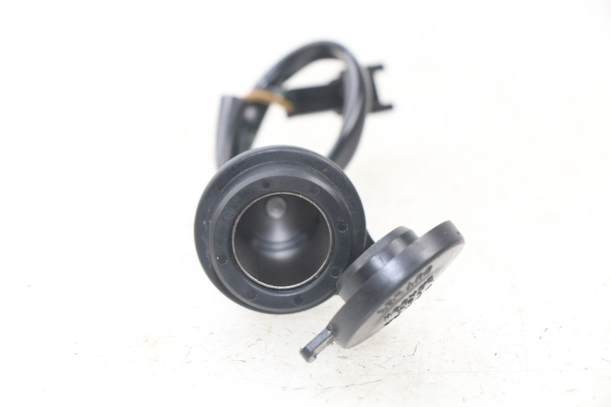 photo de CIGARETTE LIGHTER SOCKET YAMAHA FJR ABS 1300 (2006 - 2012) - Main view