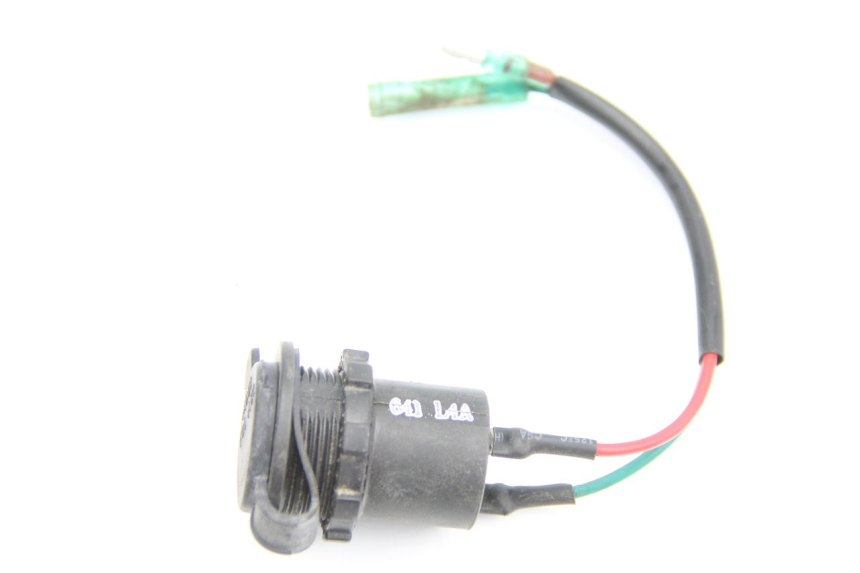 photo de CIGAR LIGHTER SOCKET SYM GTS EFI ABS 125 (2012 - 2016) - Component detail