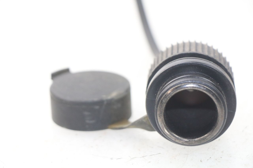 photo de CIGAR LIGHTER SOCKET SYM GTS EVO 125 (2009 - 2013) - Component detail