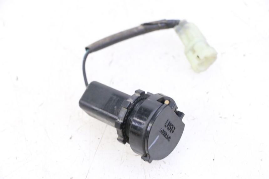 photo de CIGAR LIGHTER SOCKET SYM JOYMAX 125 (2010 - 2017) - Component detail