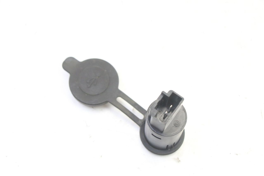photo de CIGAR LIGHTER SOCKET PEUGEOT KISBEE 2T 50 (2018 - 2022) - Product overview