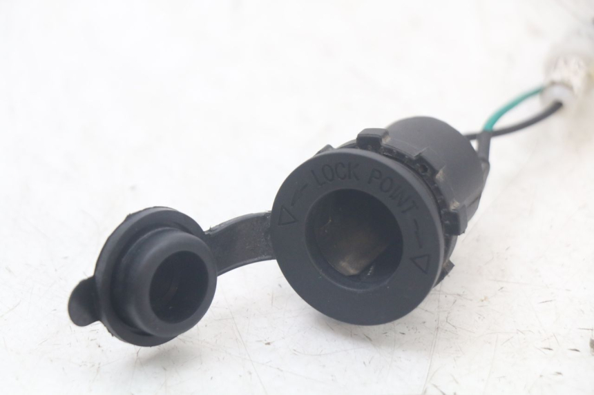 photo de CIGARETTE LIGHTER SOCKET KYMCO LIKE 125 (2009 - 2016) - Alternative perspective