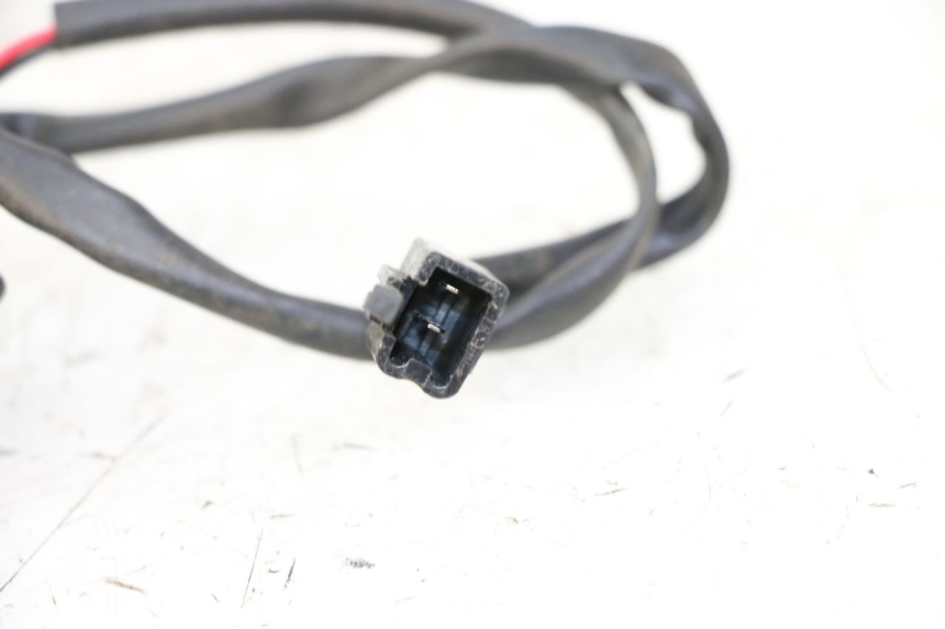 photo de CIGAR LIGHTER SOCKET LONGJIA SHARPY 125 (2020 - 2024) - Zoom on usage condition