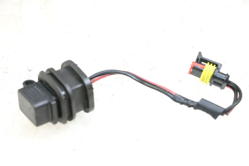 photo de CIGARETTE LIGHTER SOCKET PIAGGIO NEW TYPHOON 50 (2018 - 2021) - Component detail