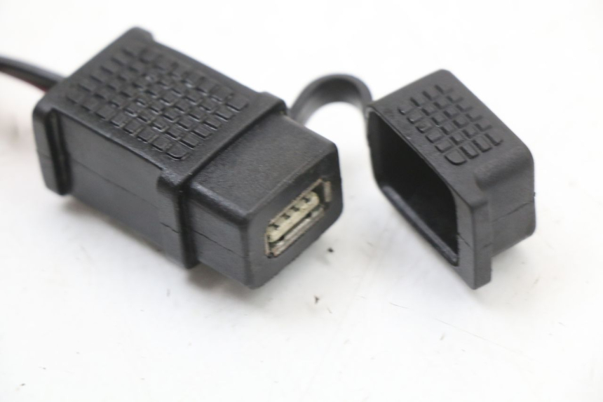 photo de CIGARETTE LIGHTER SOCKET PIAGGIO NEW TYPHOON 50 (2018 - 2021) - Component detail