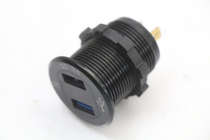 photo de CIGAR LIGHTER SOCKET KAWASAKI NINJA 400 (2018 - 2023) - Main view