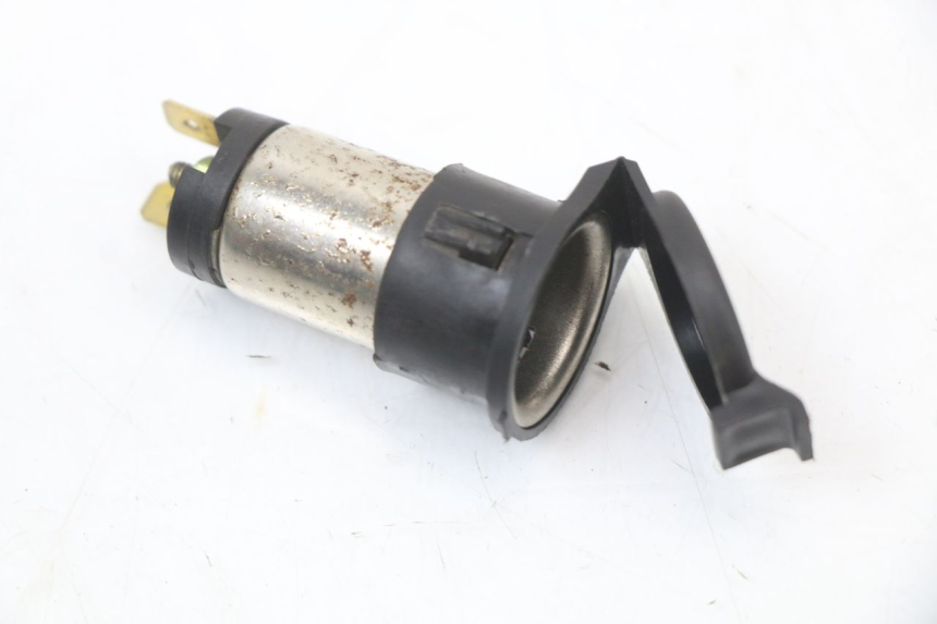 photo de CIGAR LIGHTER SOCKET DAELIM S3 125 (2010 - 2017) - Zoom on usage condition